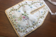 Georgian-style pocket based on Lady\'s Magazine pattern 1775